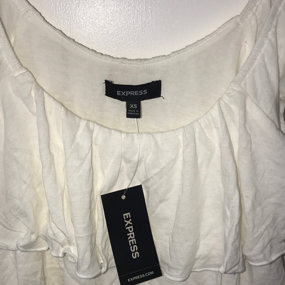 NWT Express Ruffle Tank - Picture 3 of 3